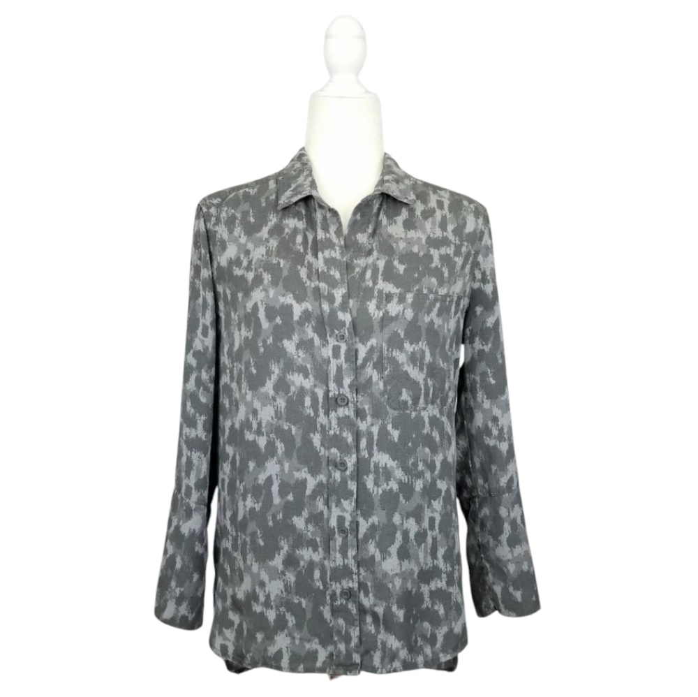 Cloth & Stone gray 3/4 sleeve button front collared top women's Size S